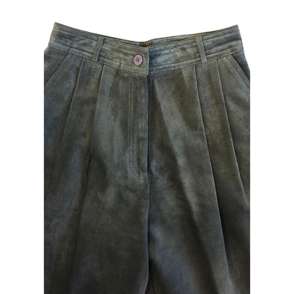 Talbots Forest Green Suede Leather Shorts Size 8 High Rise Pleated USA Made - Picture 5 of 9